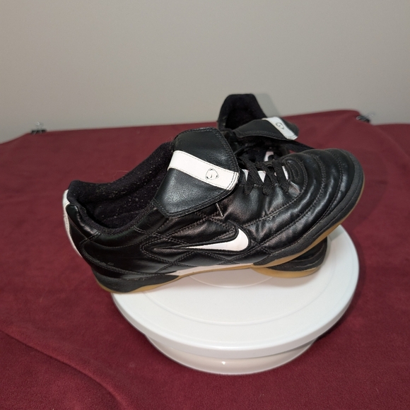 nike tiempo 750 football boots